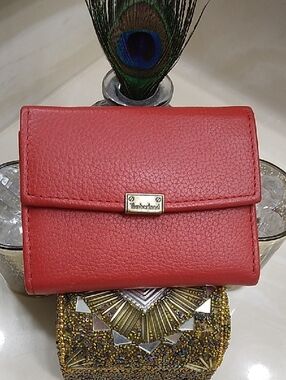 Timberland Women's Red Leather Snap Billfold Wallet